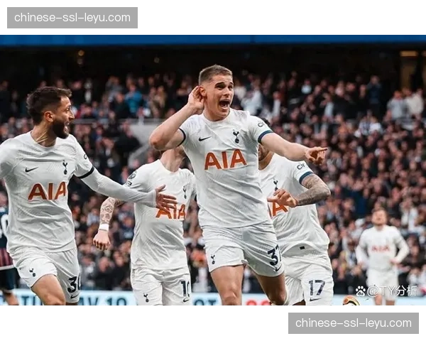 半场战报:热刺1-0领先富勒姆,主队控球率仅42%但反击高效 半场战报:热刺1-0领先富勒姆,主队控球率仅42%但反击高效